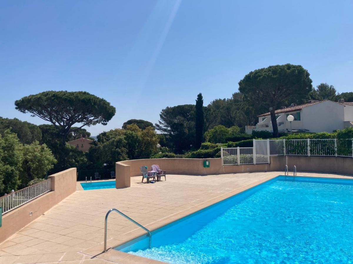 Appartement Vue Mer Golfe De Saint-Tropez Cogolin Exteriör bild